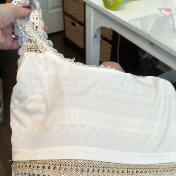 Jessica Simpson Light Blue/Beige Crochet 2 Piece Set.  NWT Size Medium (Both) - Picture 12 of 13